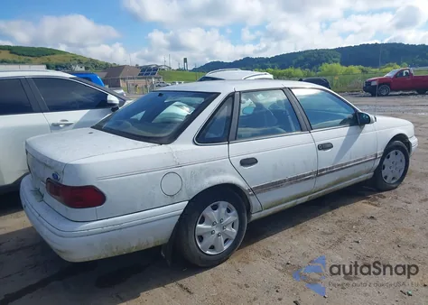 1993 Ford Taurus Gl z USA, uszkodzony, nr VIN 1FACP52U4PA227045